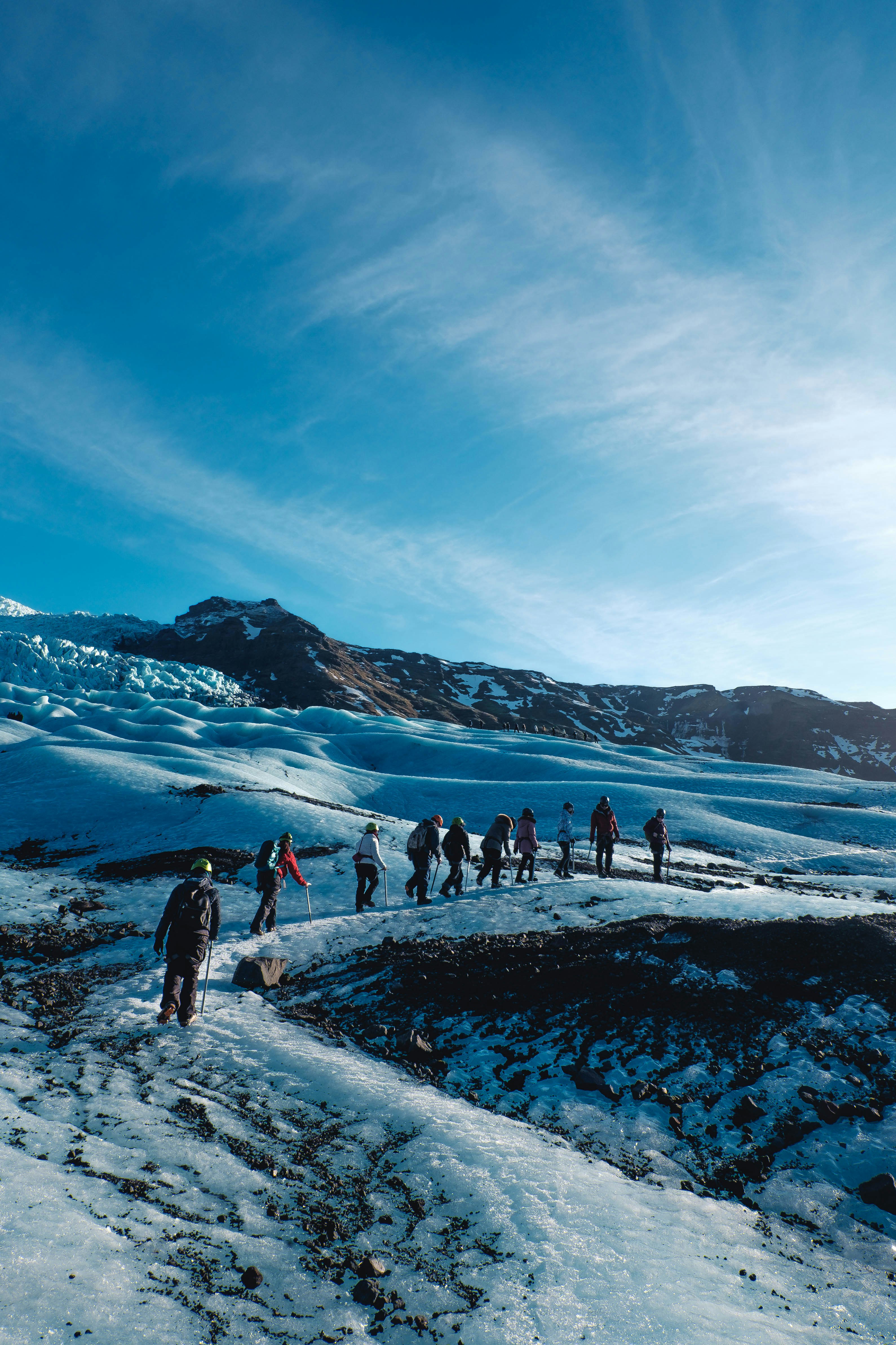 Glacier hike on Vatnajökull with a group of hikers
